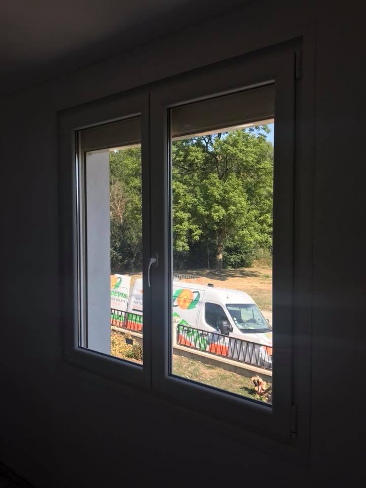 Fenêtre pvc blanc 